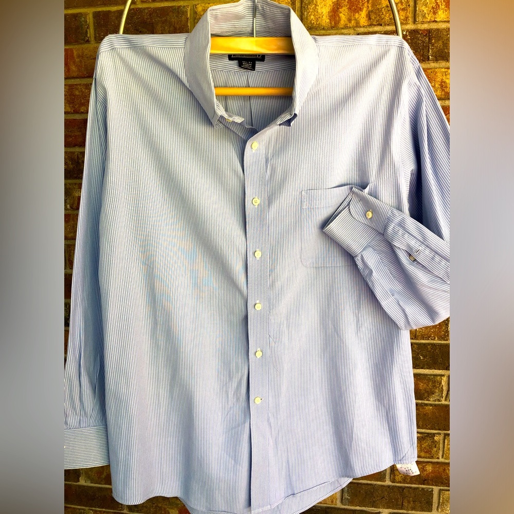 LANDS’ END 15.5 33, blue white pin stripe, classic, pre loved, ready to impress